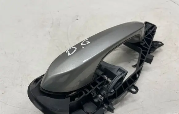 BMW X4M F98 Front door exterior handle 9881776