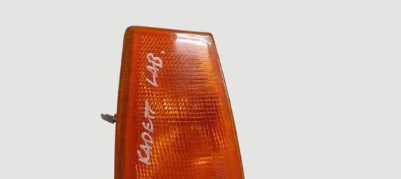 Opel Kadett E Front indicator light 011399 FV1019