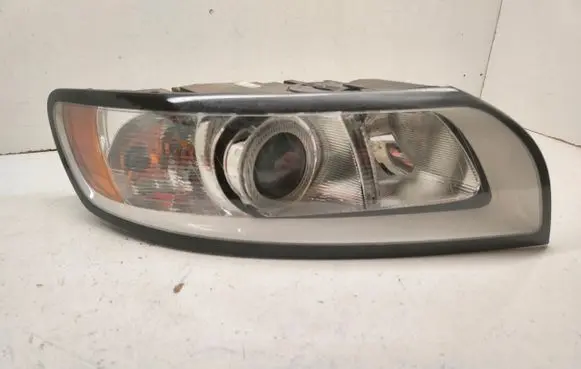 Volvo V50 Headlight/headlamp