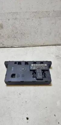 Mercedes-Benz C W203 Door control unit/module 2038201585