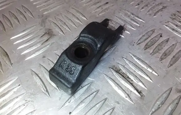 Fuel Injector clamp holder