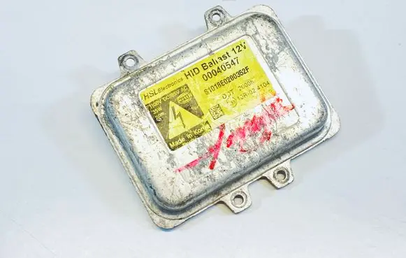 BMW 7 E65 E66 Headlight ballast module Xenon 00040547
