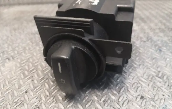 Mercedes-Benz A W169 Light switch 1695451704