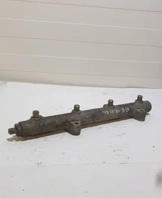 Audi A8 S8 D3 4E Fuel main line pipe F00R001271 057130089C 000380L2