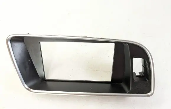 Audi Q5 SQ5 Radio/GPS head unit trim 8R1857186P 901420010981 20062012