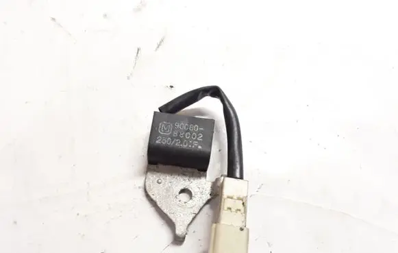 Toyota Avensis T250 Sensor 9008088002