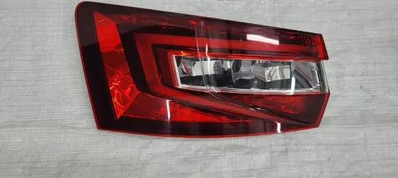 Skoda Superb B8 (3V) Rear/tail lights 3V9945207 23092016