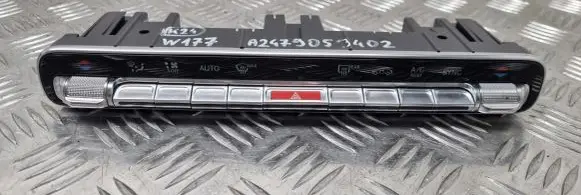 Mercedes-Benz A W177 Climate control unit