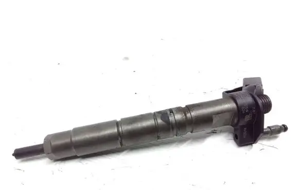 Mercedes-Benz C W204 Fuel injector A6420701187 0445116026