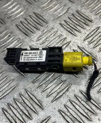 Audi A3 S3 8L Airbag deployment crash/impact sensor 4B0959643E 200051