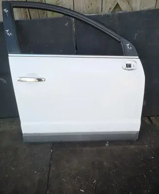 Opel Antara Front door