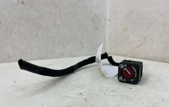 Peugeot 2008 II Passenger airbag on/off switch 9641391277