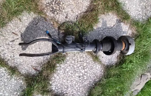 BMW X5 F15 Front shock absorber with coil spring 6875084 10541310 F15V110H