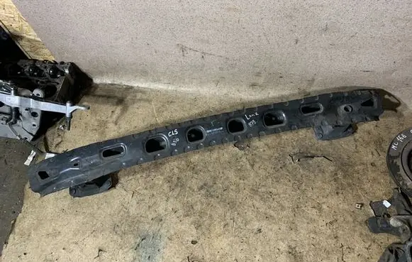 Mercedes-Benz CLS C218 X218 Rear bumper cross member A2186100114