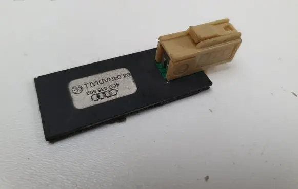Audi A6 S6 C6 4F Bluetooth antenna 4E0035502