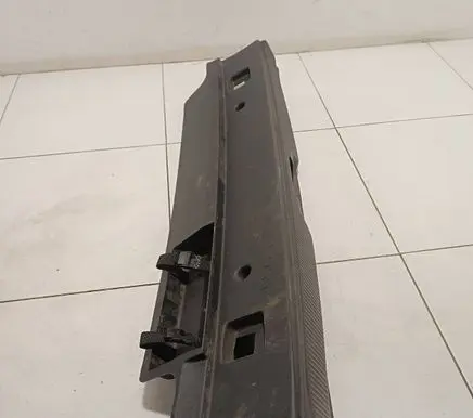 Volkswagen Sharan Trunk/boot sill cover protection 7n0863459
