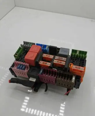 Mercedes-Benz E W213 Fuse module A2139068801 58HL16F06 183960978