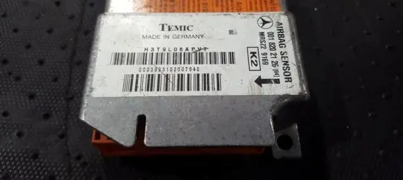 Mercedes-Benz E W210 Airbag control unit/module 0018202126 MRSZ29169