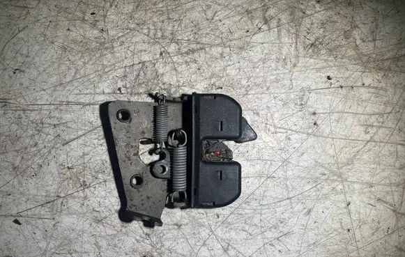 BMW 3 E92 E93 Seat back rest lock catch 7112864