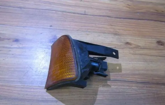 BMW 5 E34 Front indicator light 155243
