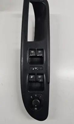 Volkswagen PASSAT B6 Electric window control switch