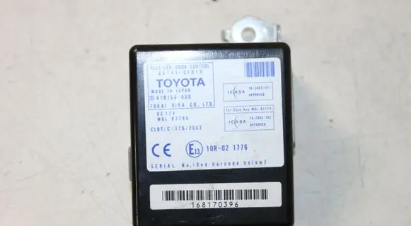 Toyota Corolla Verso E121 Door control unit/module 897410F010