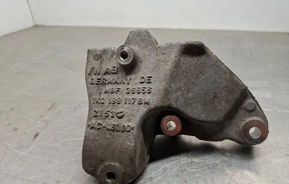 Volkswagen Golf VI Gearbox mounting bracket 1K0199117BM
