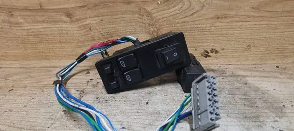 Volvo 850 Electric window control switch 6849426
