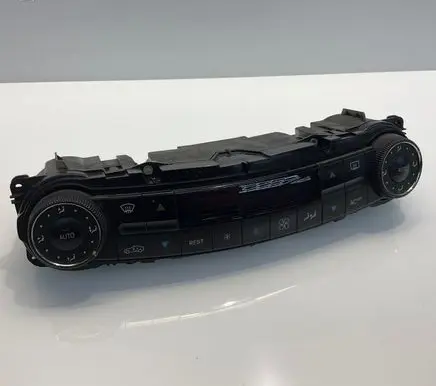 Mercedes-Benz E W211 Climate control unit 2118301285 00043804 A2118301285