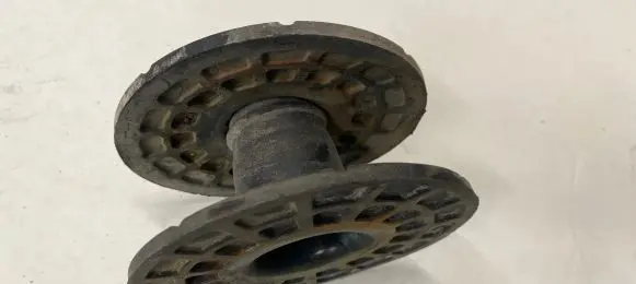 Opel Astra H Front coil spring rubber mount 9053849696