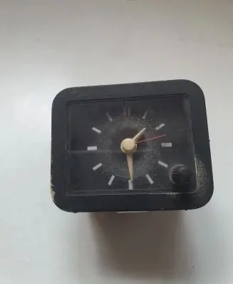Ford Sierra Clock 83BB15000B2B 9064 3G12