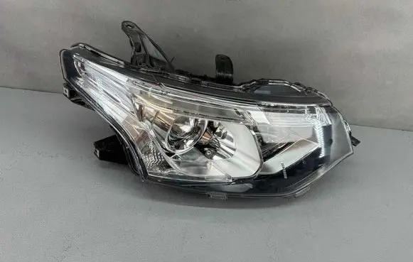 Mitsubishi Outlander Headlight/headlamp 103419012134