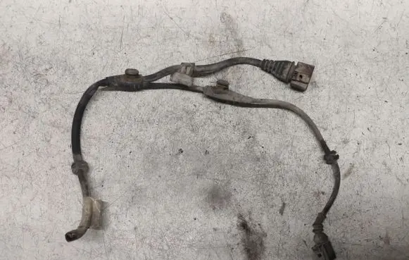 Audi A6 S6 C6 4F Front ABS sensor wiring 