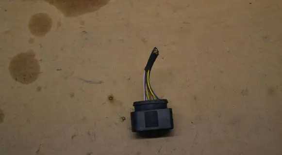 Volkswagen T-Roc Headlight/headlamp wiring loom/harness 6R0973735 6666