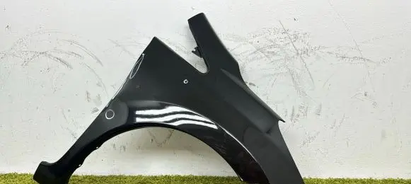 Nissan Note (E12) Fender