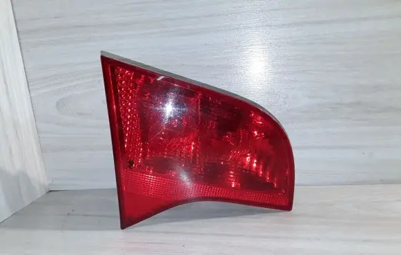 Audi A4 S4 B7 8E 8H Tailgate rear/tail lights 8E9945093