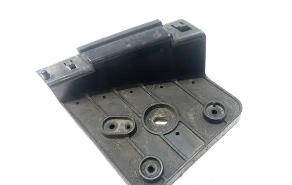 Nissan Qashqai Headlight/headlamp mounting bracket