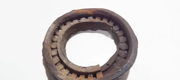 Renault Clio II Front coil spring rubber mount 7700419475