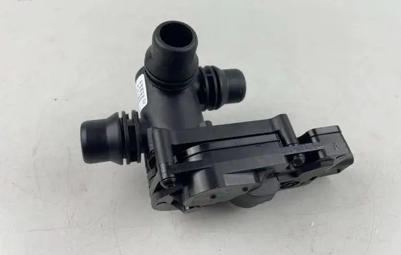 Mercedes-Benz E W213 Electric auxiliary coolant/water pump A0005061300 EGL0004 001-1474
