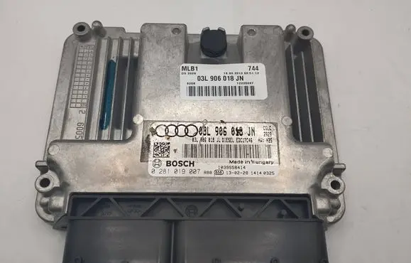 Audi Q5 SQ5 Engine control unit/module 03L906019JN 0281019007 03L906018JL