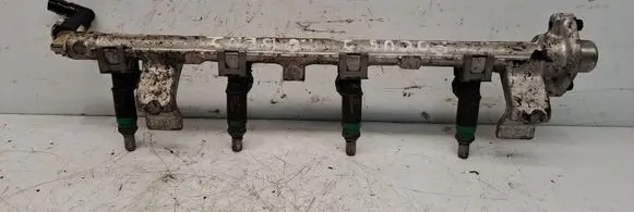 Ford Focus Fuel injector supply line/pipe 