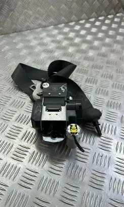 Ford Mondeo MK V Front seatbelt 0589P1000332