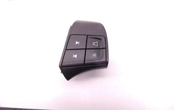 Volvo C70 Steering wheel buttons/switches 8637491 D82