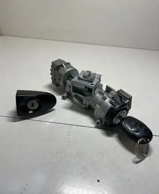 Ford S-MAX Ignition lock 3M513F880AD