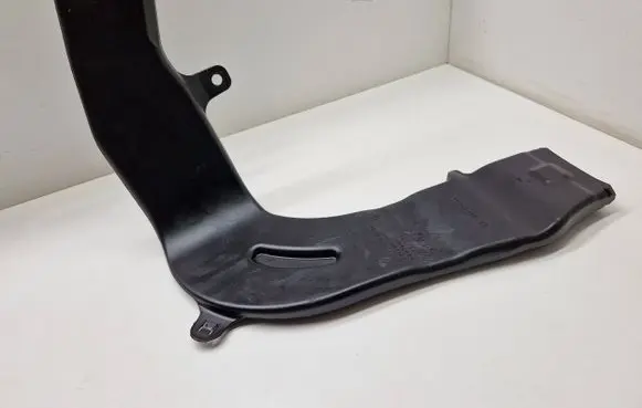 BMW i4 Cabin air duct channel 7946047