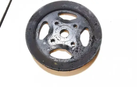 Nissan Almera Tino Water pump pulley 