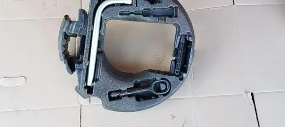 Audi A7 S7 4K8 Spare wheel section trim 4G0012109C