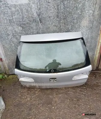 Tailgate/trunk/boot lid
