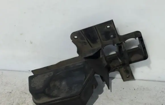 Ford Transit Vacuum air tank 4C109J442AA