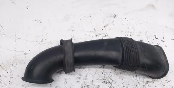 Audi Q7 4L Air intake duct part 7L6129752B